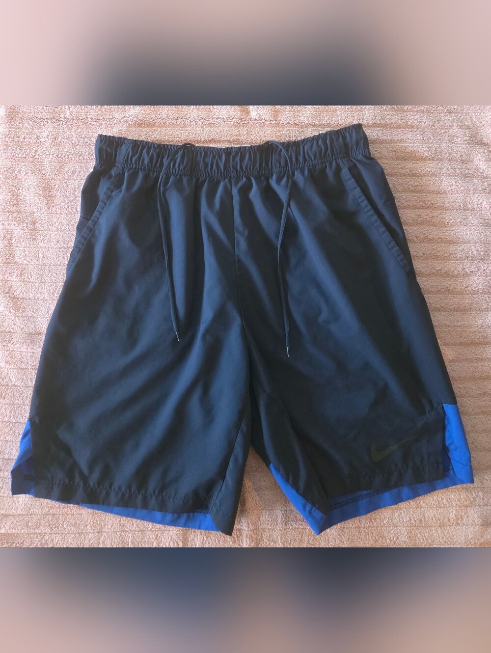 Nike Dri-fit mens basketball shorts. Nwot M